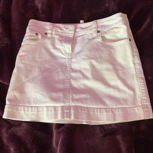 Plain white mini skirt